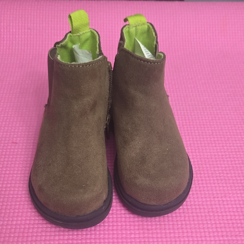 GAP Brown Kids Boots with Green Accents